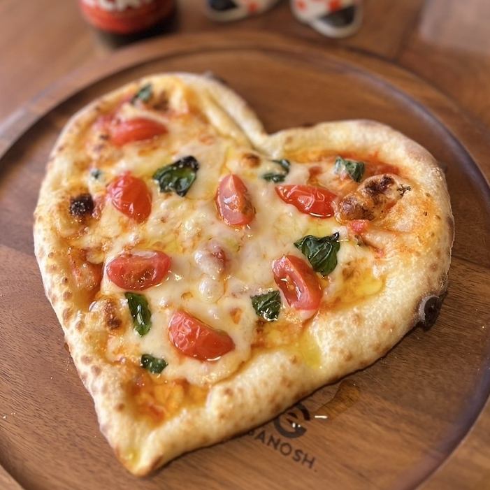 大切な記念日やお祝いにもピッタリ♪かわいいピザもご提供！