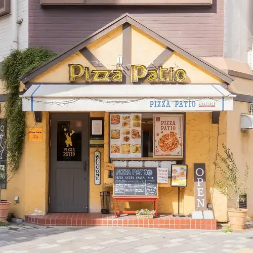 Enjoy our signature pizzas! Spend a wonderful time in our warm and inviting atmosphere.