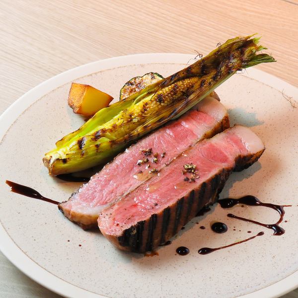 A variety of exquisite dishes made with high-quality ingredients ◆ A luxurious dinner experience <<Grilled Kato Pork that melts in your mouth>> 3,000 yen (tax included)