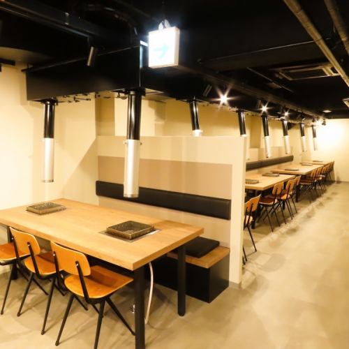 広々としたテーブル席は各種ご宴会や飲み会に最適です！