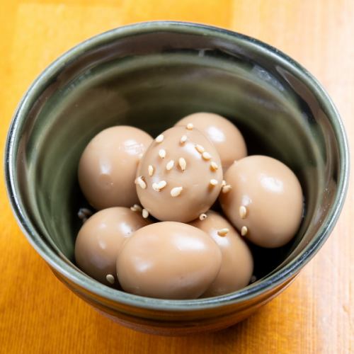 Simmered quail eggs