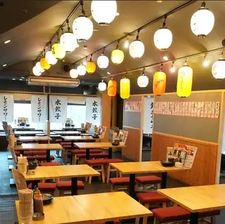 넓은 점내에서, 느긋하게 식사를 즐겨 주세요!단품 음료 무제한도 있어!소인원이라도 1명이라도 이용하실 수 있습니다!