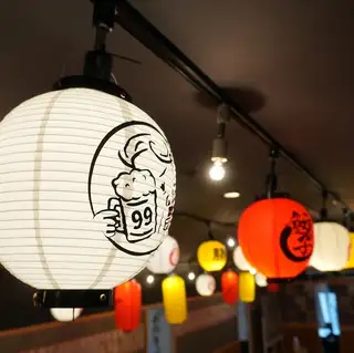내점해 주신, 모든 손님에게 기분 좋게 이용하실 수 있도록, 미소로 진심 담은 접객 대응은 물론, 스피드감이 있는 제공을 유의하고 있습니다♪