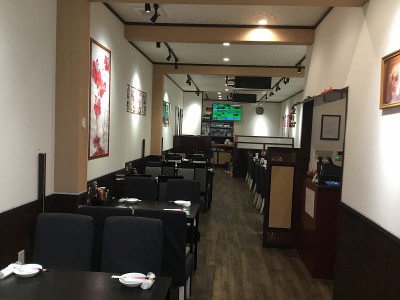 The interior of the restaurant is clean and tidy, reminiscent of a Chinese restaurant.There is also a TV installed, so you are sure to have fun chatting with your friends! We also accept reservations for private use, so please feel free to contact us by request or phone!