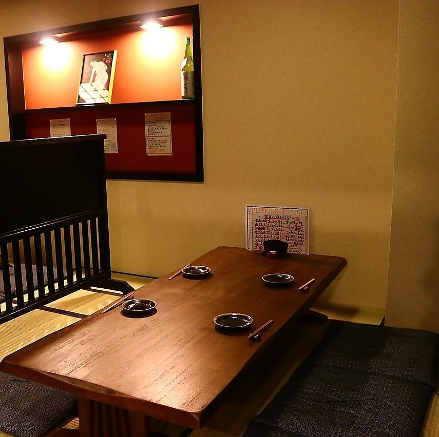 座敷席はご宴会に最適！お得な飲み放題コースもご用意しています