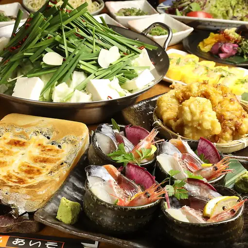 【宴席套餐】博多雜燴火鍋、馬肉刺身、三種刺身拼盤等，含2小時暢飲：¥6,300 ⇒ ¥6,000