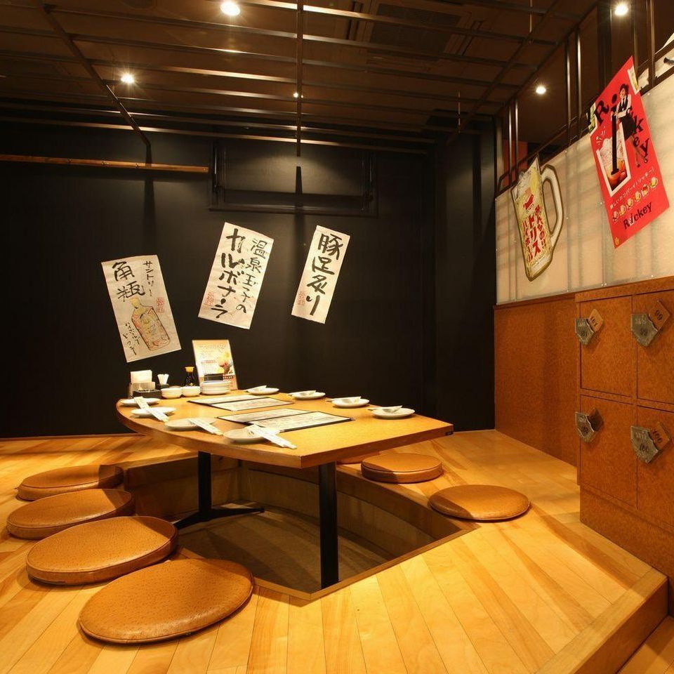 Private rooms with sunken kotatsu tables available!! We also have a popular 180-minute plan perfect for group dates!!
