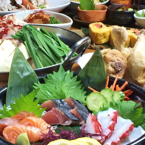 もつ鍋＆お刺身付き【プレモル生も餃子も】食べ飲み放題　2時間4500円　(金土祝前日5000円）