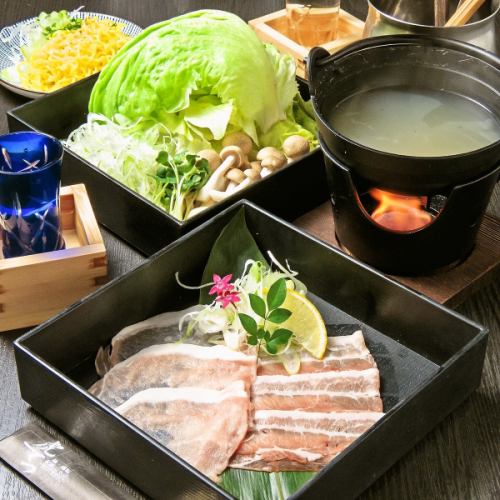 Tora Tetsu's specialty shabu-shabu set meal << with pickles and miso soup >> 1,000 yen (tax included)