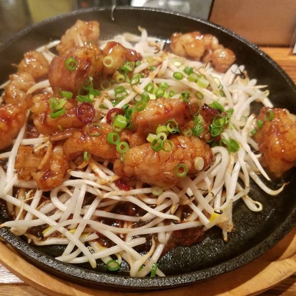 和牛ホルモン鉄板焼き！