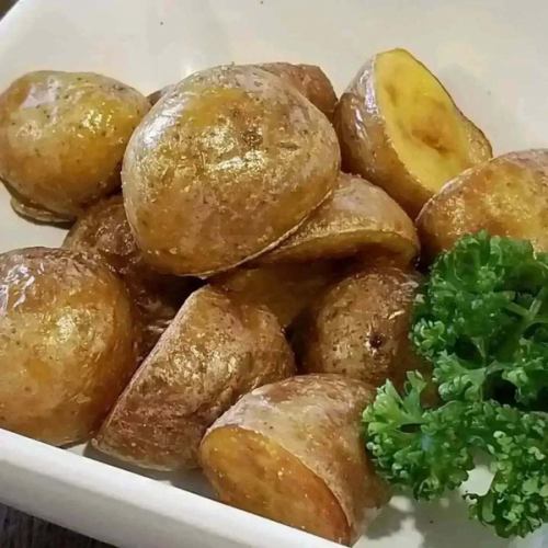 こんにちは、ごちそうさんです✨
昨日も沢山のご来店ありがとうございました🙇
なんでか分からないけど満席になるという・・・ありがとうございました😭
先週迄は激暇だったので身体の動かないこと😅

仕込みに追われながら営業してまーす💦
本日もよろしくお願いします😊
#旭川ごちそうさん
#旭川ポークチャップ
#旭川手作り料理
#旭川居酒屋
#旭川豊岡
