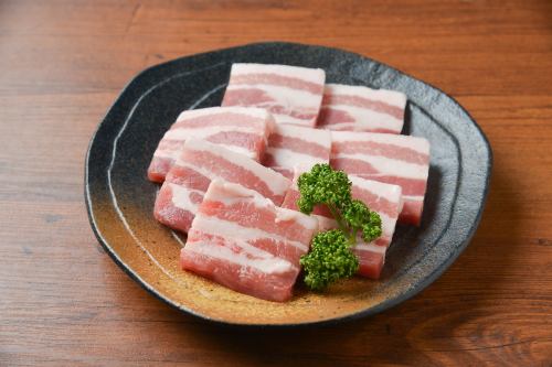 九州産 豚カルビ (バラ)