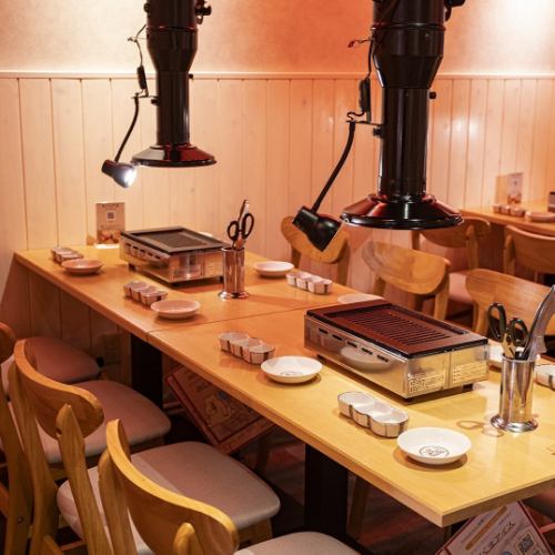 Perfect for small banquets and joint parties♪ You won't have to worry about the public atmosphere! [Umeda Ohatsu Tenjin All-you-can-eat and drink Lunch, Meat Sushi, All-you-can-drink, All-you-can-eat Wagyu Beef Private Date Date Anniversary Umeda Station Mass Yakiniku]