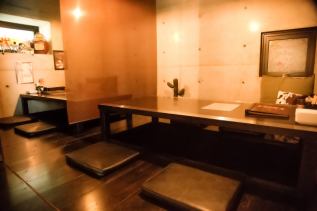 All table seats with a feeling of cleanliness are spacious digging and tatami seats ★