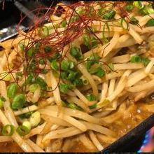 Stir-fried mapo bean sprouts