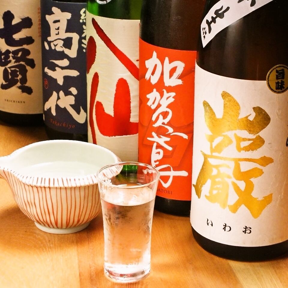 엄선한 소바×일본술이 자랑인 이자카야.일본의 사계절을 느낄 수 있는 제철 요리를 제공…