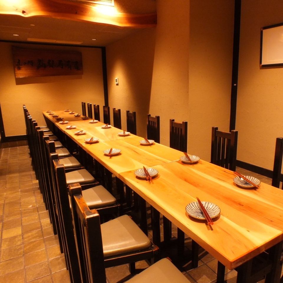 We have tables that seat from 4 people to 10 people!