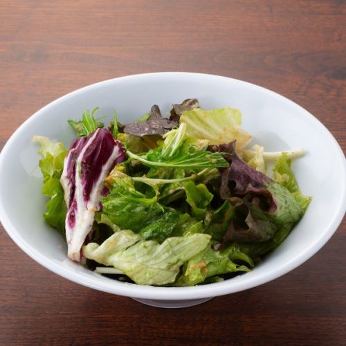 Beef 8 Green Salad