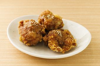 Deep-fried chicken with extra sauce (3 pieces)