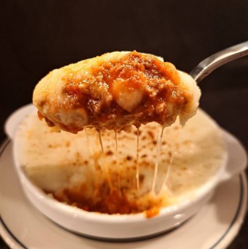 牛肉とマッシュポテトのオーブン焼き
