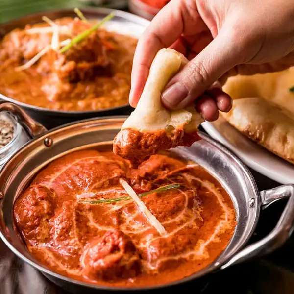 絶品スパイス香る本格カレー！コク深いバターチキンは宴会の〆やパーティーにも大好評