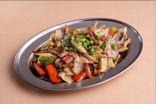 旨辛鳥ホルモン炒め