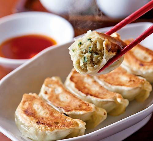 [Hiroshima] Samurai green onion dumplings [6 pieces]