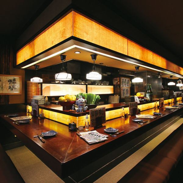 [Now accepting reservations for the welcome and farewell party!] Relax in our comfortable seats with a Japanese atmosphere.The calm atmosphere is perfect for a company banquet or a quick drink after work.In addition to sake, we also have a wide selection of beer and cocktails!