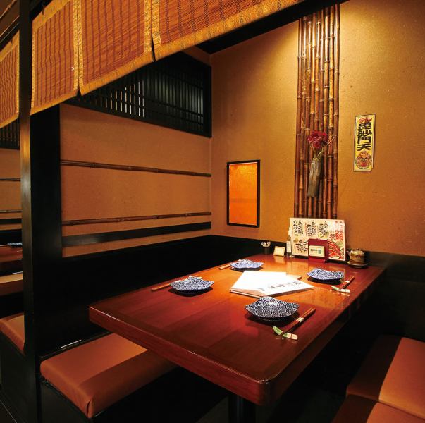 【환송 영회에서 마음 뛰는 멋진 시간을 보내자 ♪】 차분한 분위기의 일본식 공간에서 느긋하게 식사를 즐길 수 있습니다.가족에서의 모임이나, 접대, 데이트에도◎