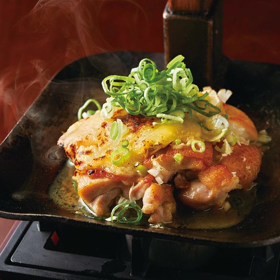 [Enjoy our prized kuwayaki!!] Salt-grilled chicken thighs and green onions