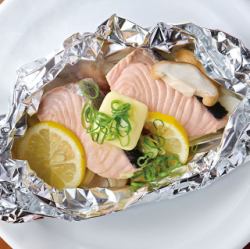 “松木の子”と秋鮭のレモンホイル焼き