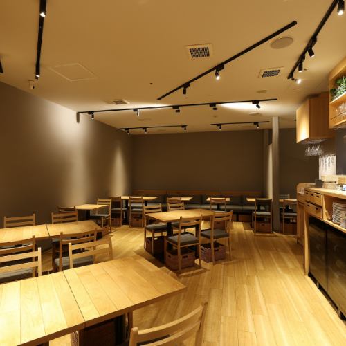 ゆったりと寛げる店内