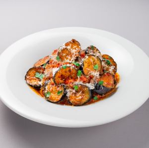 揚げナスのトマトソースノルマ風