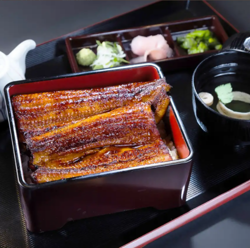 【テイクアウトご注文】上うな重 松 2900円（鰻 まるまる一尾を使ったうな重となります）