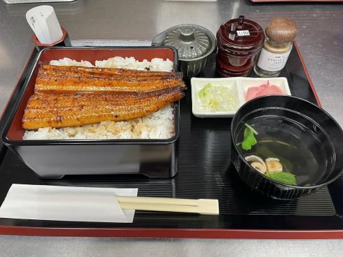 【外带订单】高级鳗鱼饭 - 梅子 - 1900日元（此款鳗鱼饭使用半条鳗鱼）
