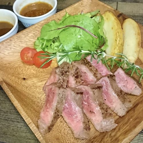 自慢の創作料理