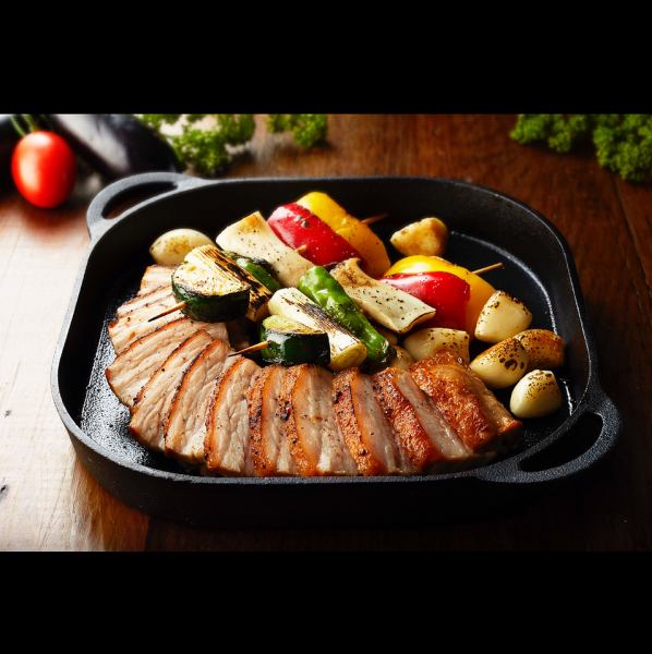 [A classic Korean dish ☆ Superb samgyeopsal!] It's also recommended to share with multiple people♪