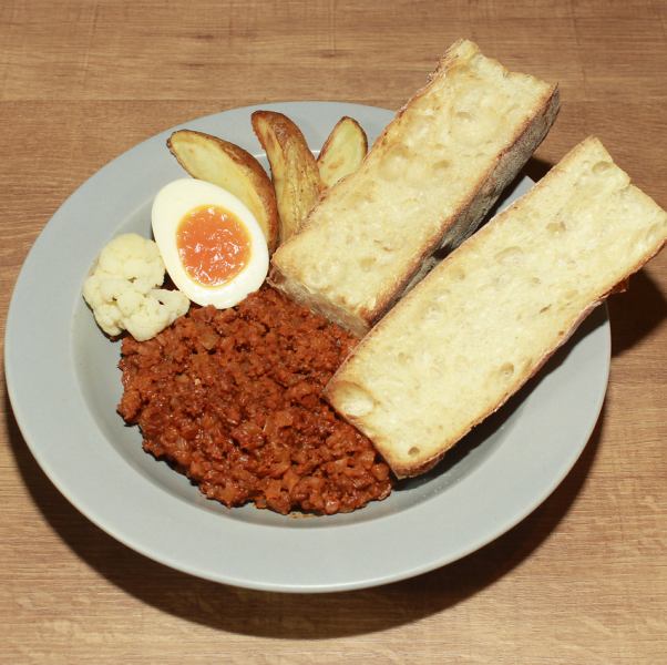 自家製キーマカレー(バゲット2枚付き)