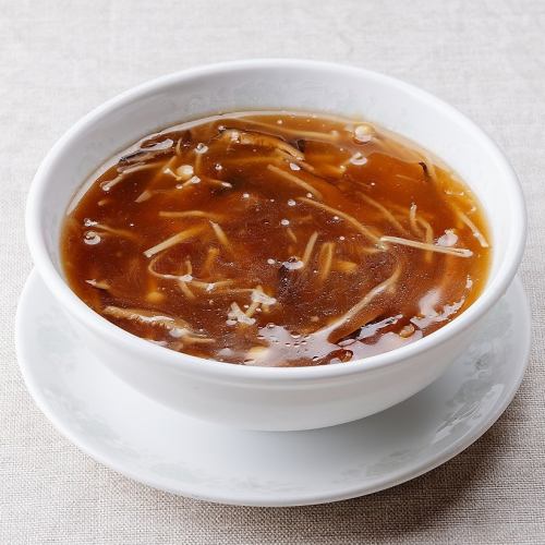 Shark fin soup flavored with scorched soy sauce