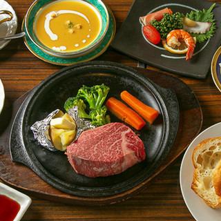 Course C “Specially Selected Wagyu Beef Fillet Steak 150g Course” (7 dishes in total) “Great for various banquets”
