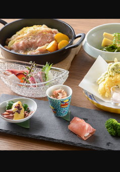 Kaiseki style with carefully selected ingredients that arrived that day! ``The owner's whimsical course!''