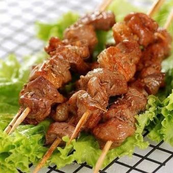 Grilled lamb skewers (large)