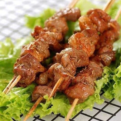 Grilled lamb skewers (large)