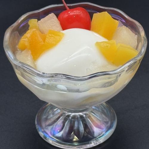 Various desserts