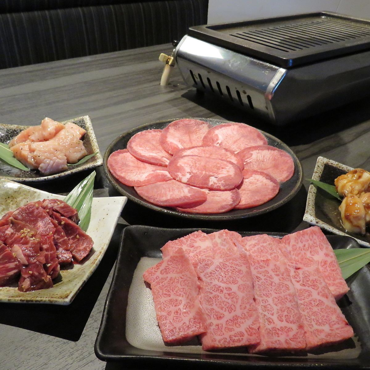 专注烤肉店20年！金山的Sarao和荣的Mugen的姊妹店♪我们用美味的肉来欢迎您！