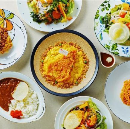 メインが選べるランチビュッフェ