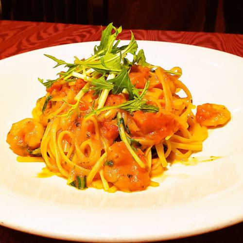 您可以享用最优质的新鲜意大利面的午餐很受欢迎！