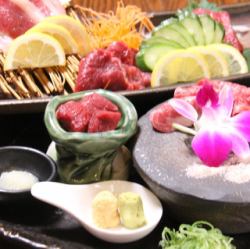 <鹿児島県産佃牧場直送>純国産馬刺し 五種盛り