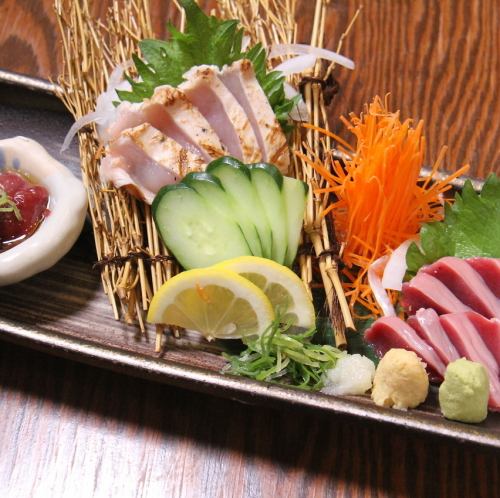 ＜名物！！＞朝引き鶏盛り合わせ