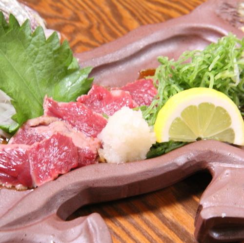 生馬刺し葱まみれ炙りタタキ